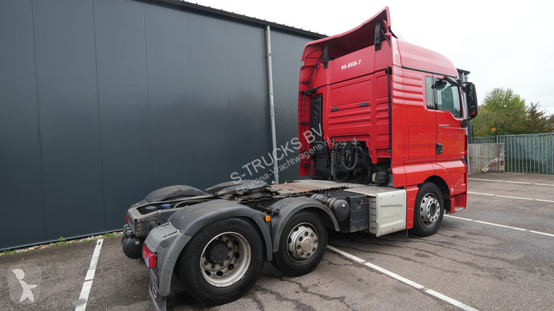 MAN TGX 24420 6x2 651.800km tractor unit