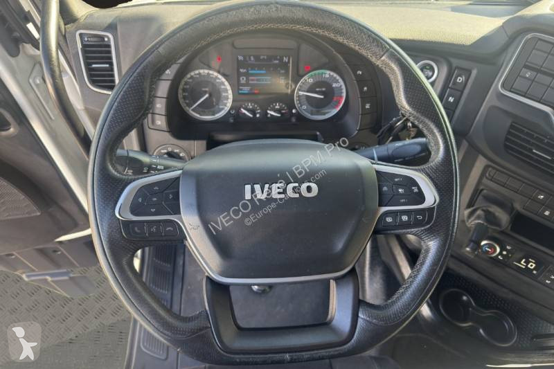 Traktor Iveco 530