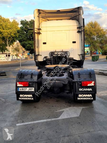Scania 450 tractor unit