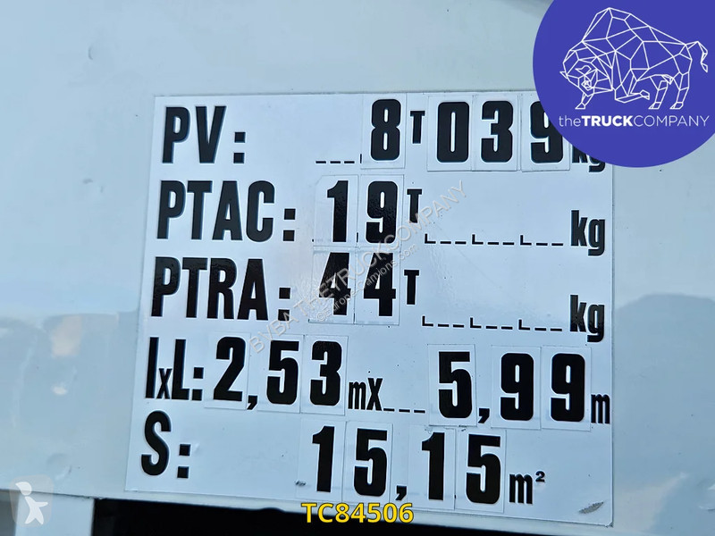 Renault T 520 tractor unit