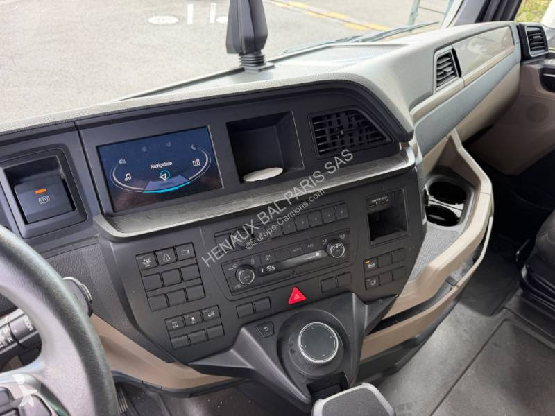 Traktor MAN 18.510
