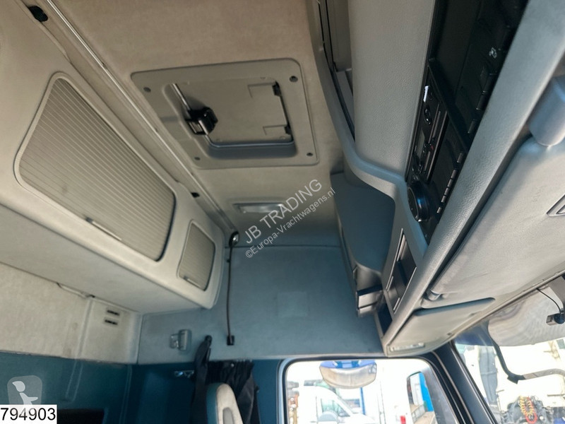 Tahač Volvo 460 EURO 6, 6x2, PTO, RHD