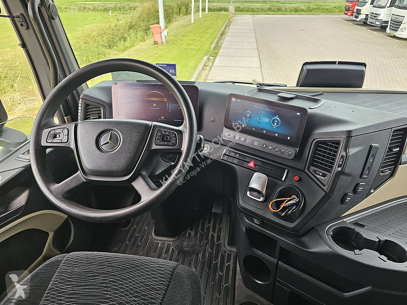 Mercedes ACTROS 1851  BIGSPACE RETARDER tractor...