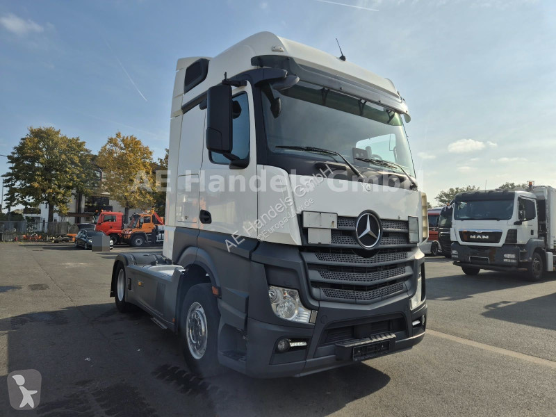 Mercedes 1843 BigSpace BL...