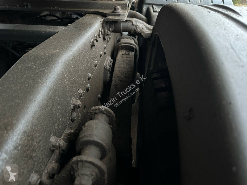 MAN 33 tractor unit
