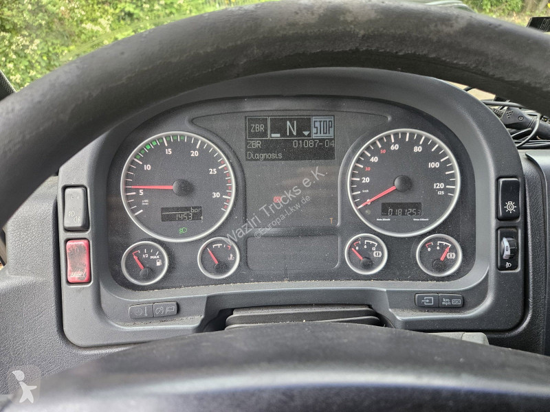 MAN 18 tractor unit