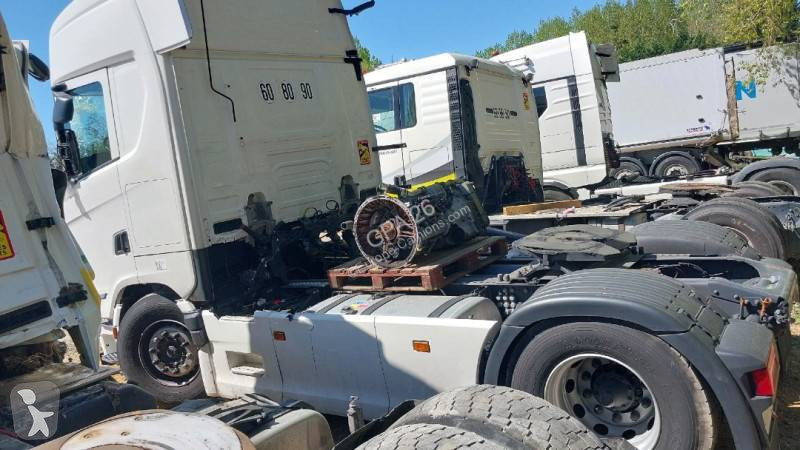Scania 460 tractor unit