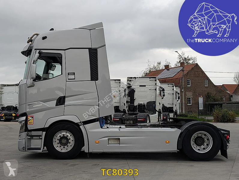 Renault T 520 tractor unit