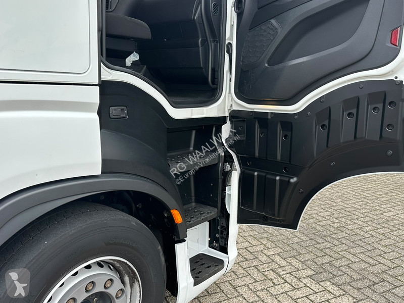 Iveco S Way 510 tractor unit