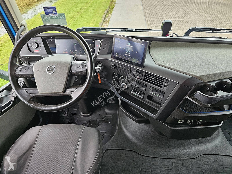 Volvo FH 460 tractor unit