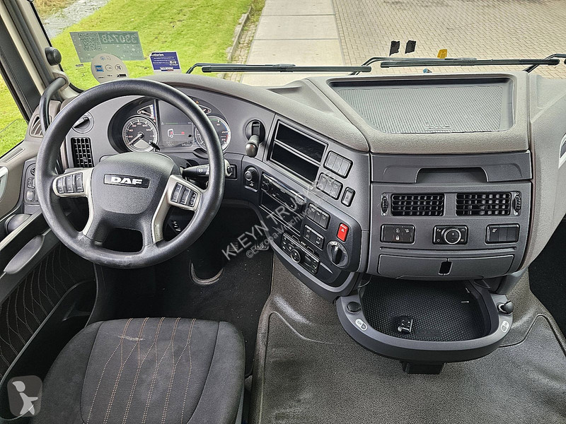 DAF 480 tractor unit