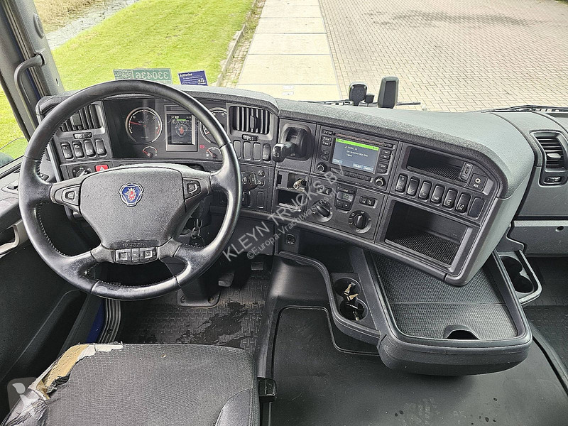 Scania 410 tractor unit