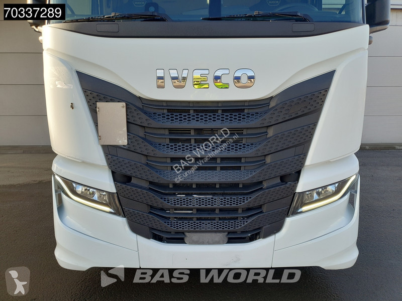Iveco S-Way 460 S-Way 4X2 LNG! Retarder 2xTanks...