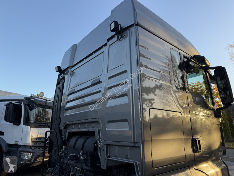 MAN TGX 18.640 4X2 LLS tractor unit