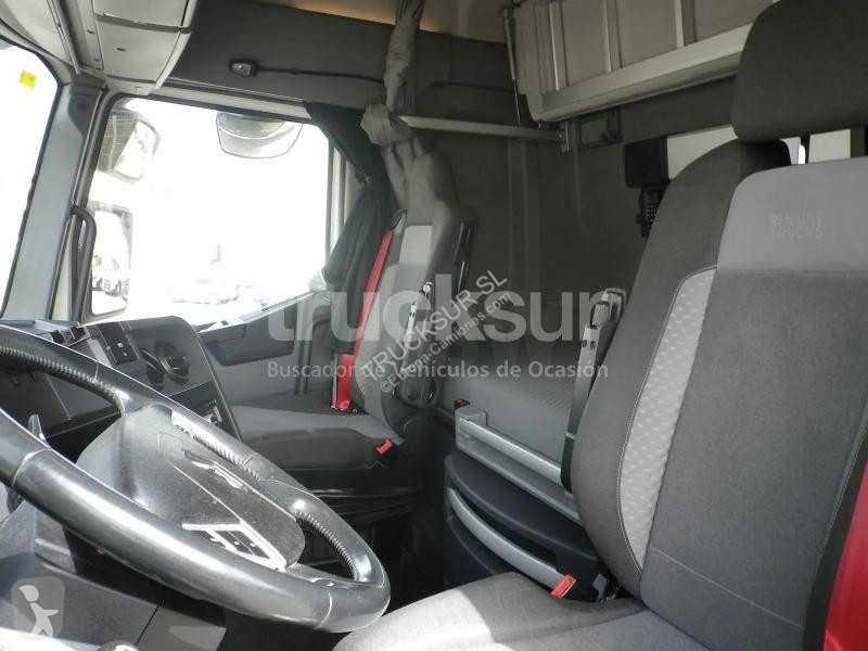 Renault T520 HIGH SLEEPER CAB EVO tractor unit