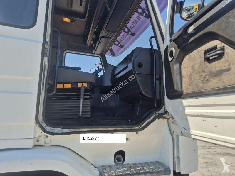 Tahač Scania R143