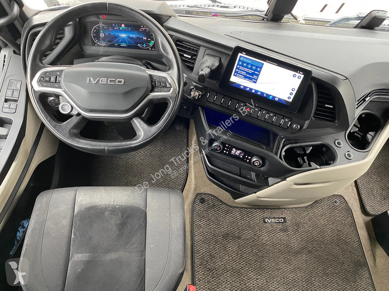 Iveco 500 / Automatic / 2x Tank tractor unit