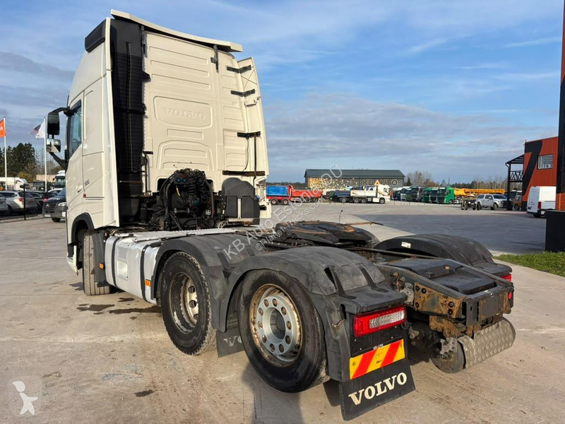 Tahač Volvo 500 6x2 GLOBE XL / HYDRAULICS