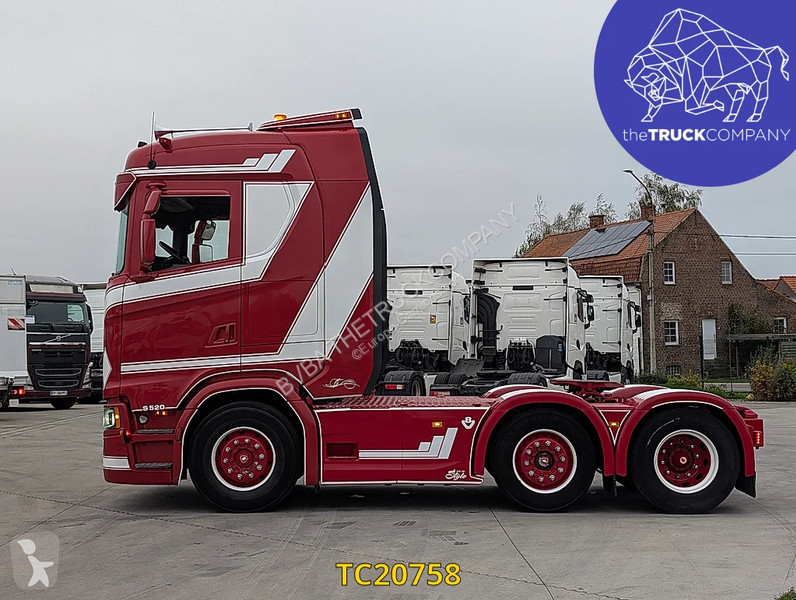 Scania 520 tractor unit