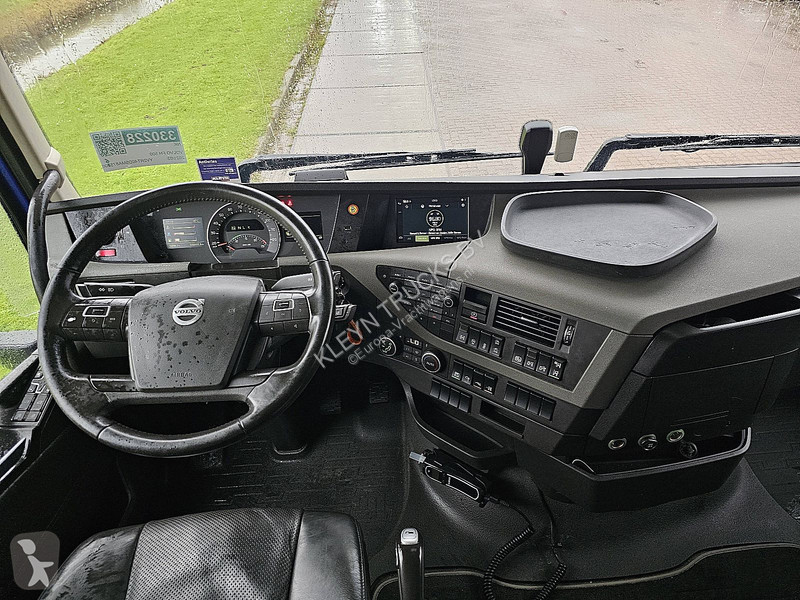 Volvo 500 6X4 RETARDER tractor unit