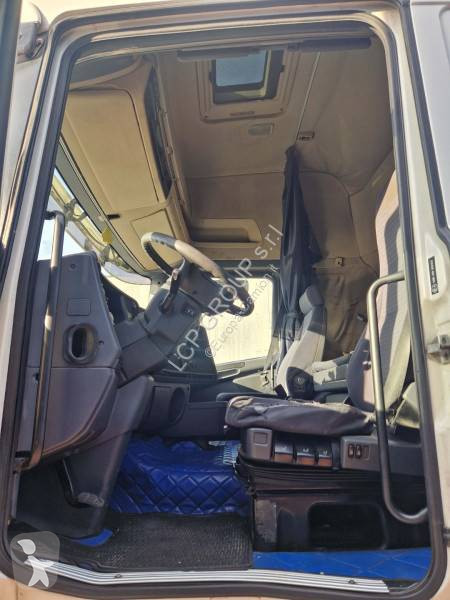 Nyergesvontató Scania 500