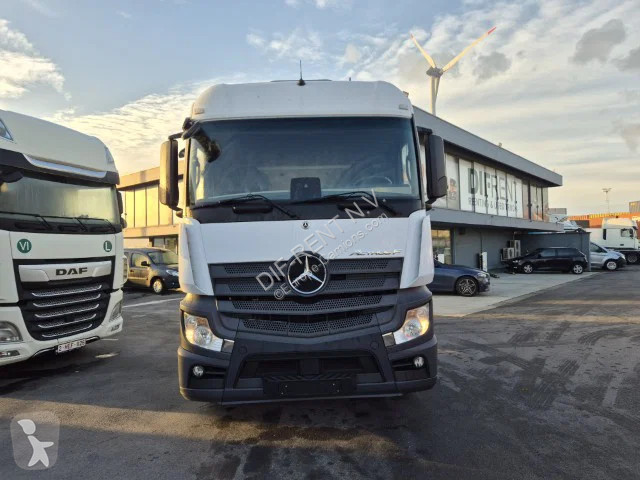 Traktor Mercedes F 1842