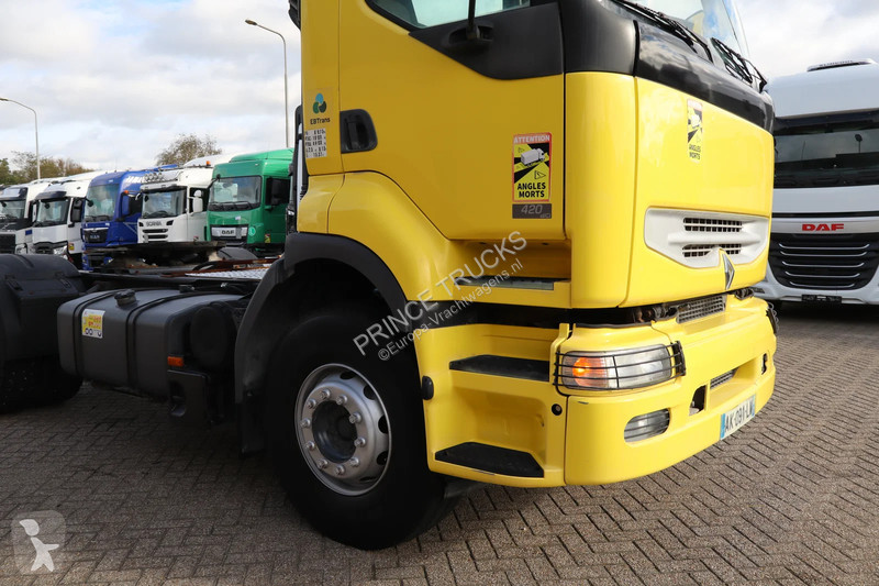 Traktor Renault * MANUAL * 4X2 * HYDRAULIC *