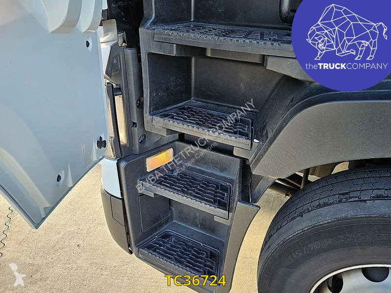 Traktor Renault T 520