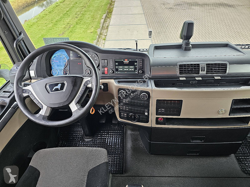 Traktor MAN 18.470