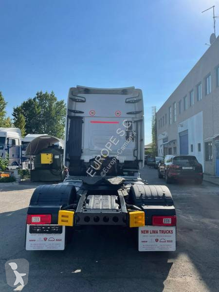 Cabeza tractora Iveco