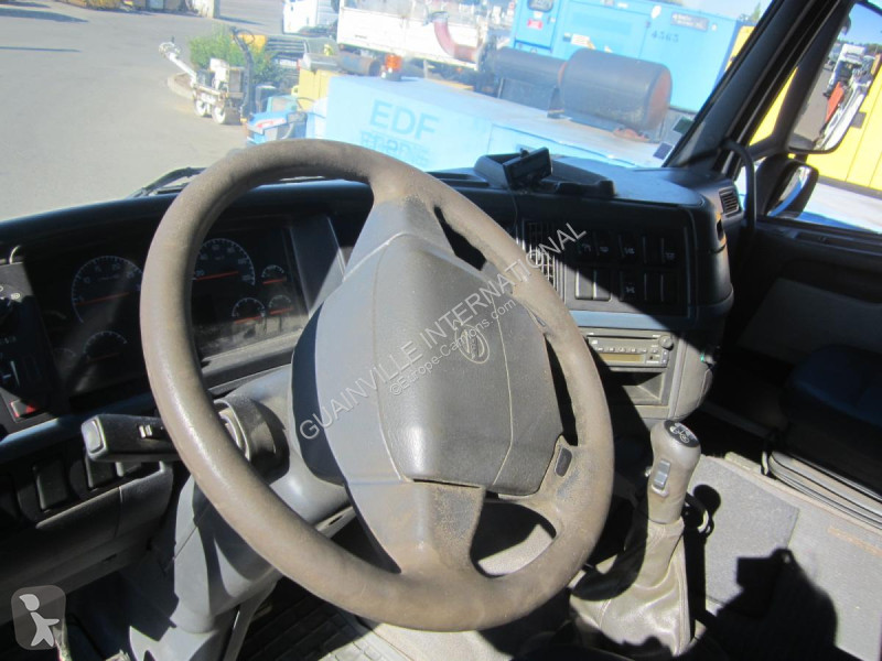 Traktor Volvo 480