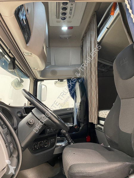 Traktor DAF 460 Super Space Cab