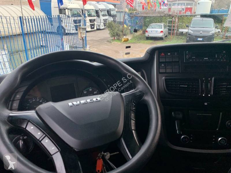 Traktor Iveco