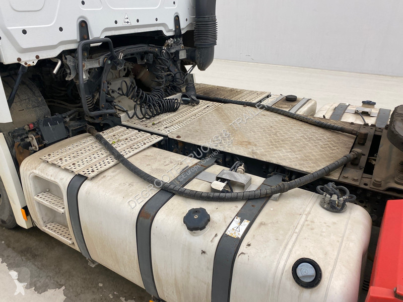 Traktor Mercedes 1843