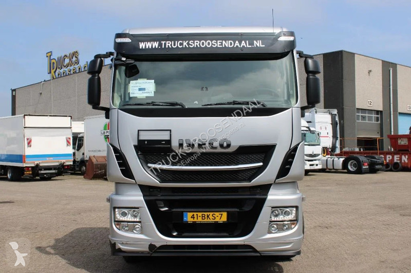 Trekker Iveco 460 + EURO 6 + 4 PIECES IN STOCK