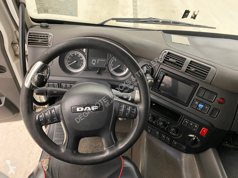 Traktor DAF 440 - ADR