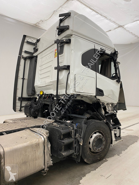 Tractor Iveco 460