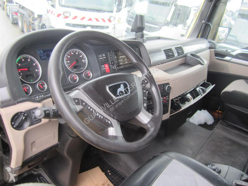 Traktor MAN 18.460
