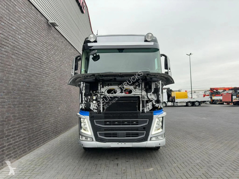 Tahač Volvo FH  6X4 TREKKER/TRACTOR/SZM EURO 6...