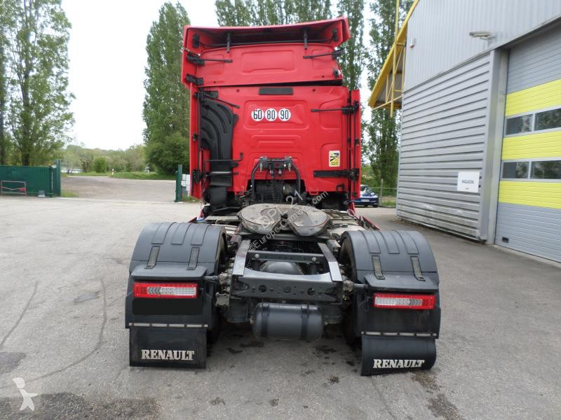 Traktor Renault 520 T-Series
