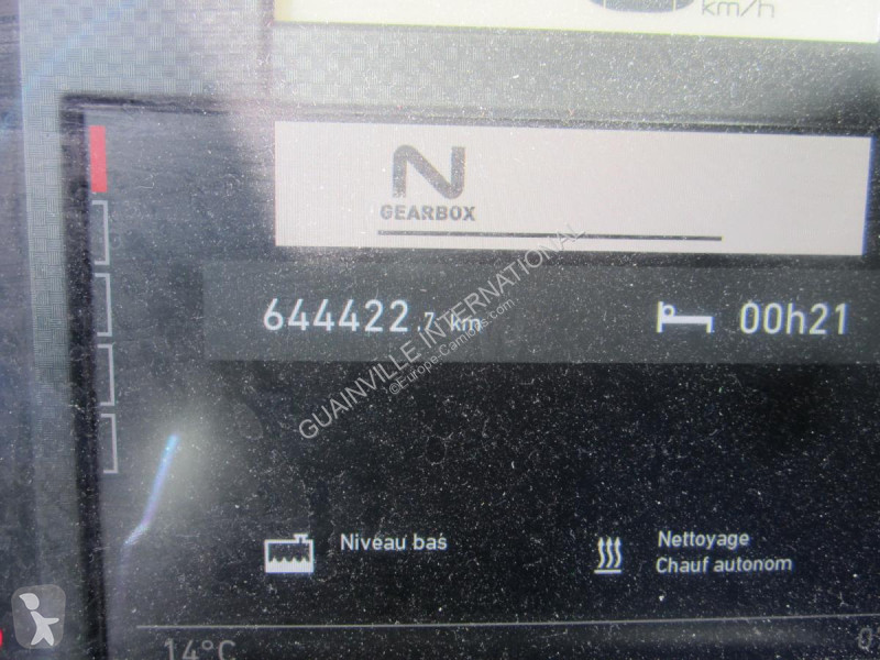 Traktor Renault 460 Gamme T