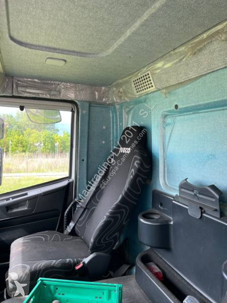 Traktor Iveco