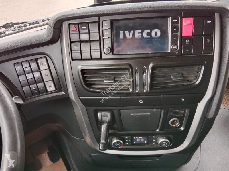 Tahač Iveco AS 440