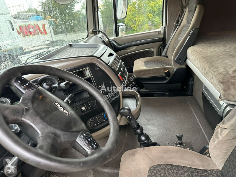 Tahač DAF 460