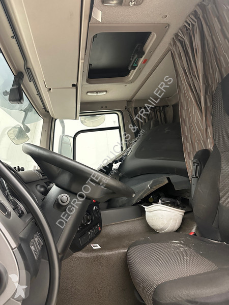 Traktor DAF 460