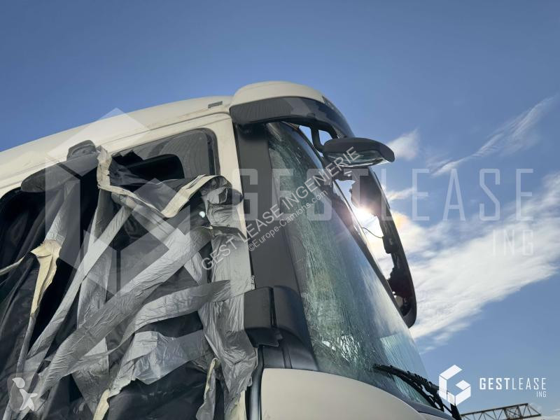 Traktor Scania 490