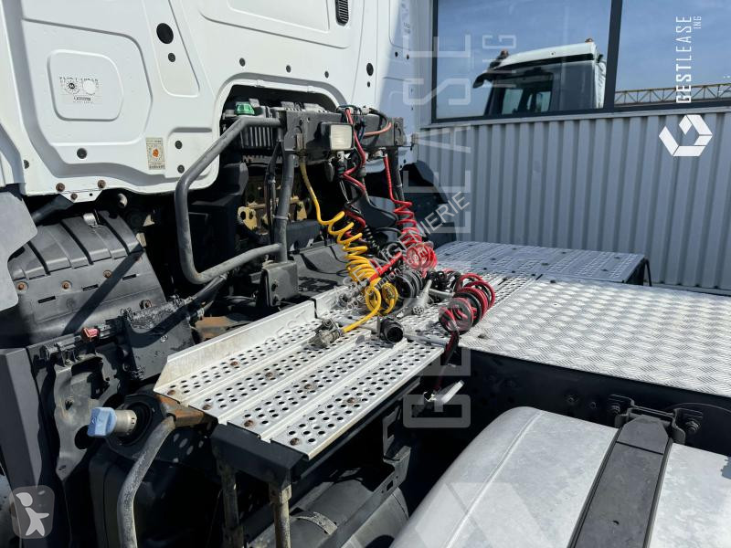Traktor Mercedes  AROCS 1843