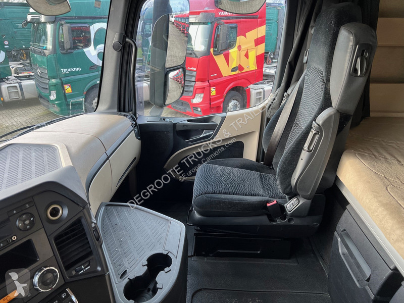 Traktor Mercedes 1845 BigSpace