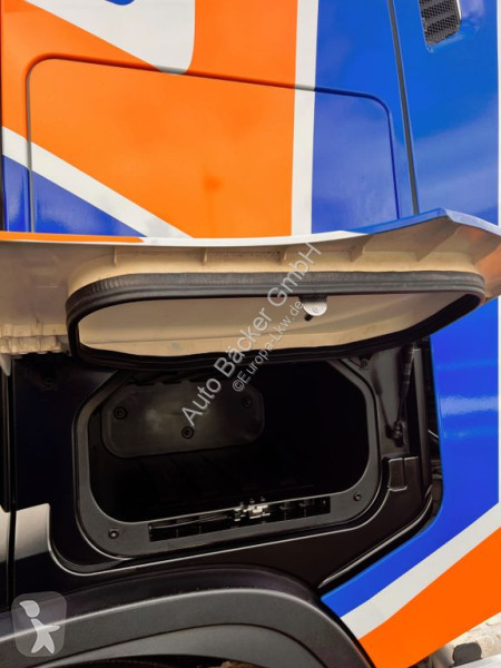 Tahač Iveco AS 440S48 / P S-Way