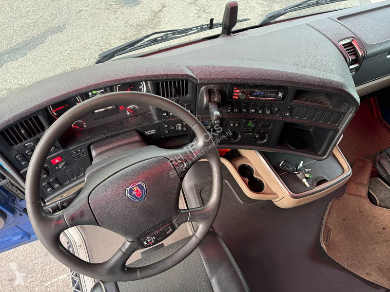 Traktor Scania R410 4X2 EURO 6 SPECIA INTERIOR